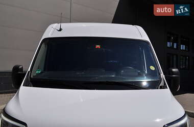 Грузовой фургон Renault Master 2020 в 