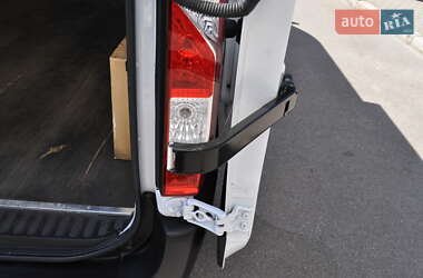Грузовой фургон Renault Master 2020 в 