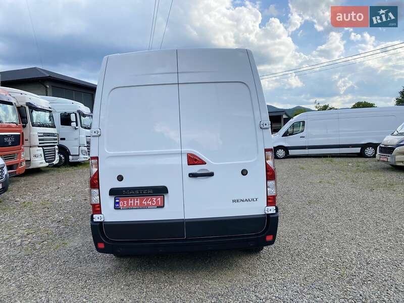Грузовой фургон Renault Master 2021 в Хусте