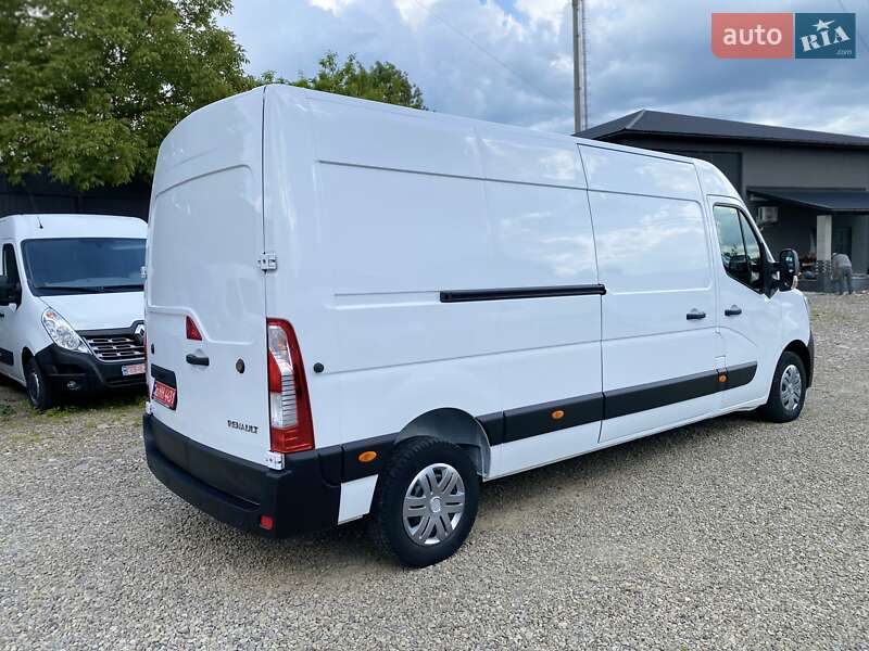 Грузовой фургон Renault Master 2021 в Хусте