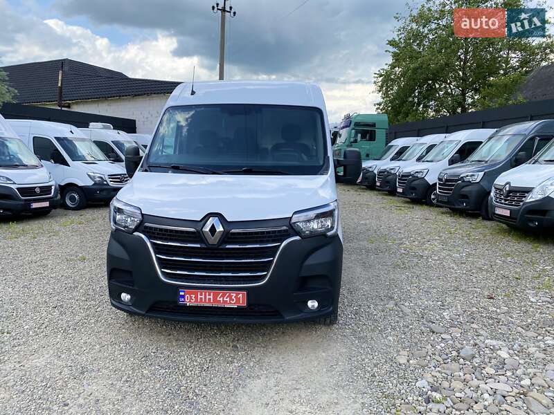 Грузовой фургон Renault Master 2021 в Хусте