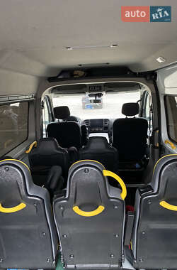 Мікроавтобус Renault Master 2016 в Рокитному