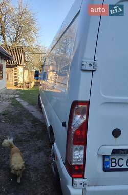 Грузовой фургон Renault Master 2016 в 