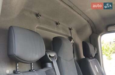 Грузовой фургон Renault Master 2013 в 