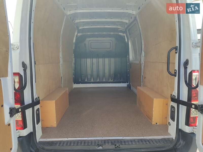 Грузовой фургон Renault Master 2020 в Хмельницком