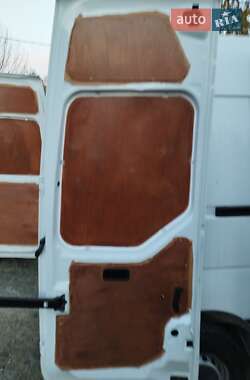 Грузовой фургон Renault Master 2018 в 