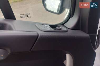 Вантажний фургон Renault Master 2018 в 