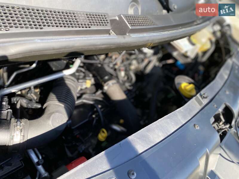 Тентований Renault Master 2021 в Хусті