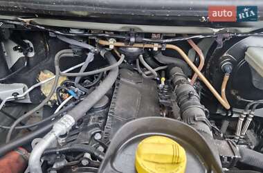 Грузовой фургон Renault Master 2014 в 