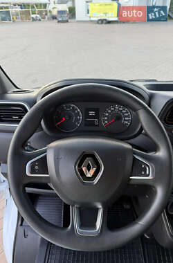 Грузовой фургон Renault Master 2022 в 
