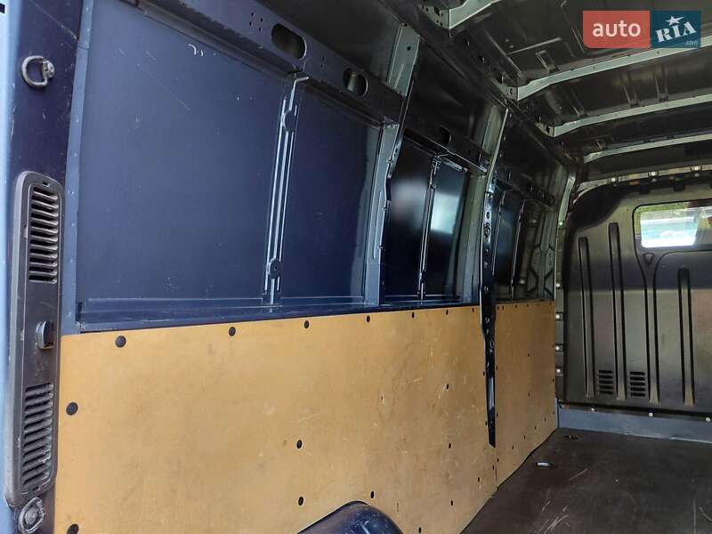 Грузовой фургон Renault Master 2016 в Ивано-Франковске