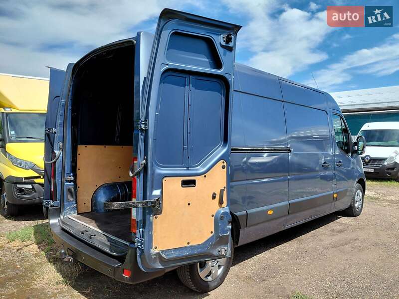 Грузовой фургон Renault Master 2016 в Ивано-Франковске