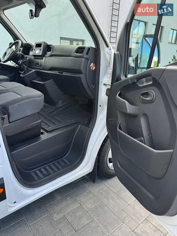 Грузовой фургон Renault Master 2020 в Луцке
