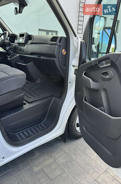 Грузовой фургон Renault Master 2020 в 