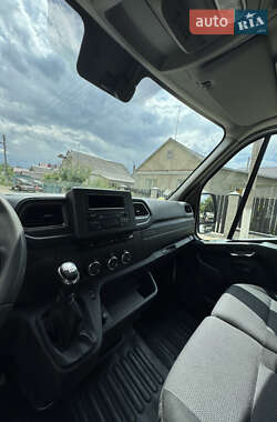 Грузовой фургон Renault Master 2020 в 