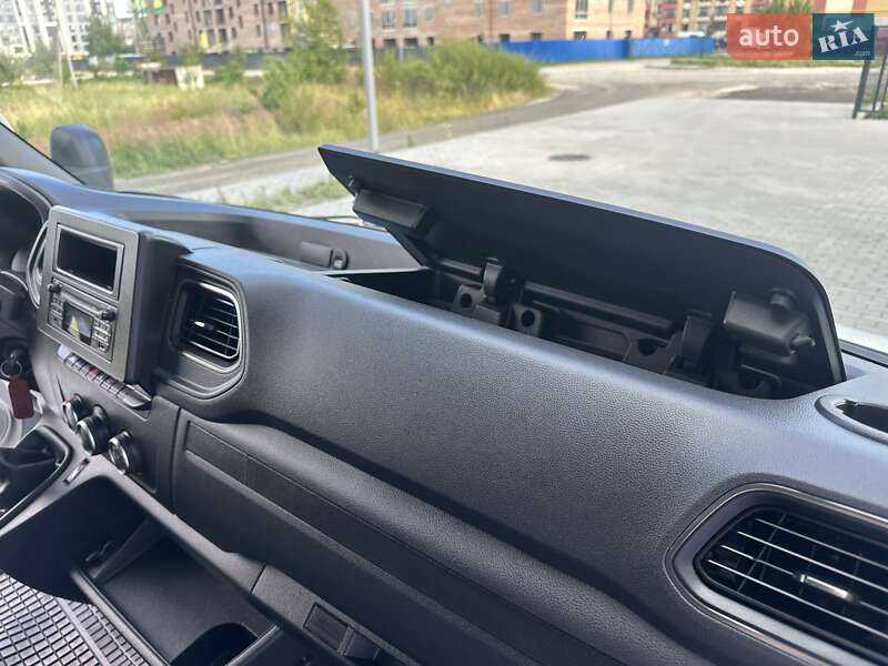 Грузовой фургон Renault Master 2022 в Ковеле