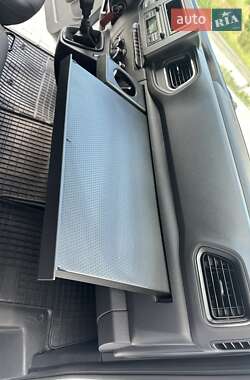 Грузовой фургон Renault Master 2022 в 