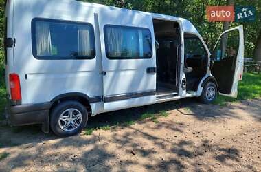 Микроавтобус Renault Master 2000 в 