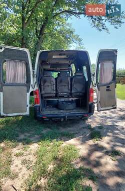 Микроавтобус Renault Master 2000 в 