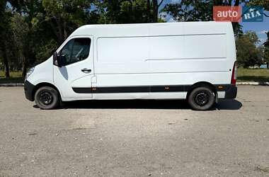 Грузовой фургон Renault Master 2017 в 