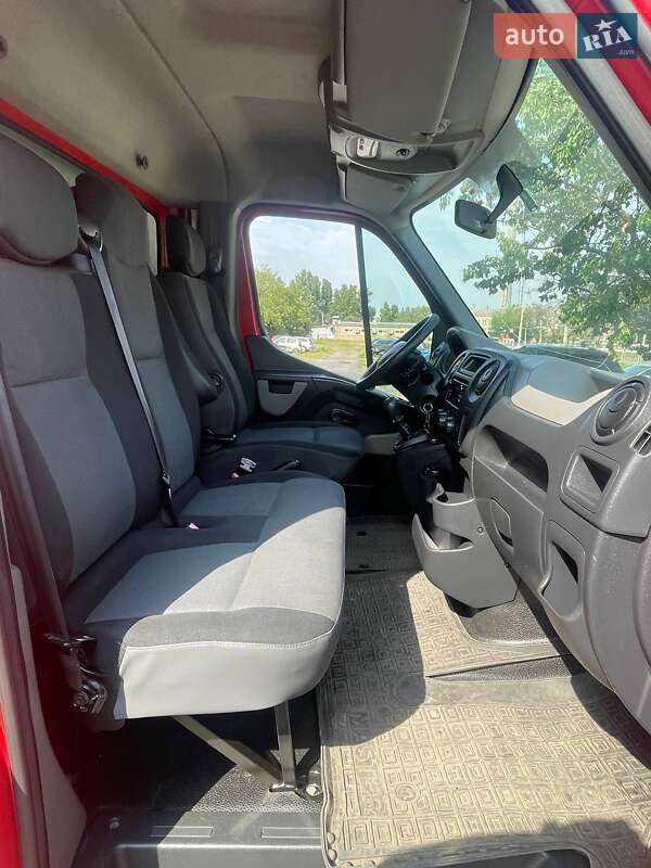 Грузовой фургон Renault Master 2016 в Харькове