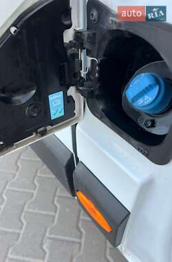 Грузовой фургон Renault Master 2023 в 