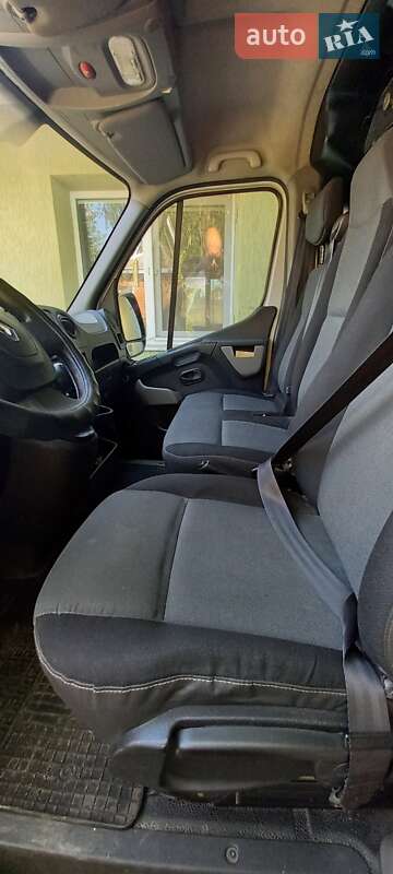 Грузовой фургон Renault Master 2015 в Харькове