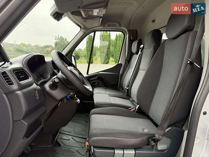 Тентованый Renault Master 2021 в Дубно