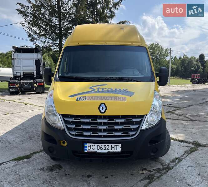 Вантажний фургон Renault Master 2013 в Львові
