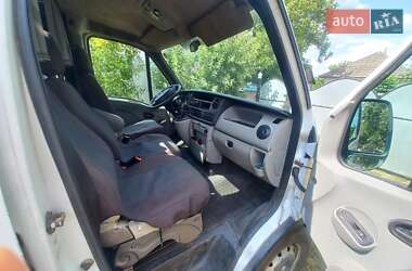 Грузопассажирский фургон Renault Master 2004 в 