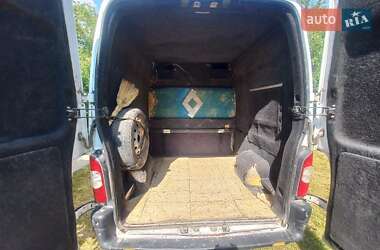 Грузопассажирский фургон Renault Master 2004 в 