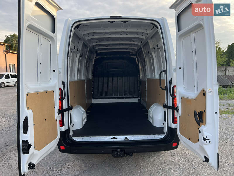 Грузовой фургон Renault Master 2021 в Дубно