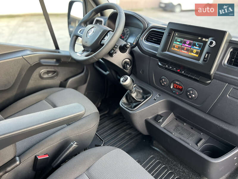 Грузовой фургон Renault Master 2021 в Дубно