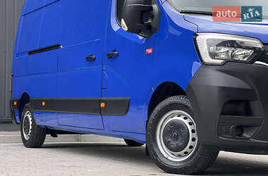Грузовой фургон Renault Master 2021 в 