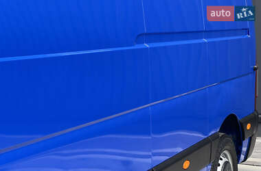 Грузовой фургон Renault Master 2021 в 