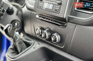 Грузовой фургон Renault Master 2021 в 