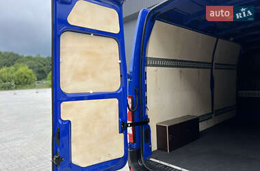 Грузовой фургон Renault Master 2021 в 