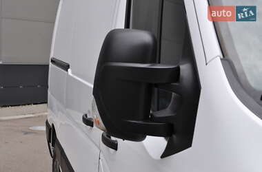 Грузовой фургон Renault Master 2020 в 