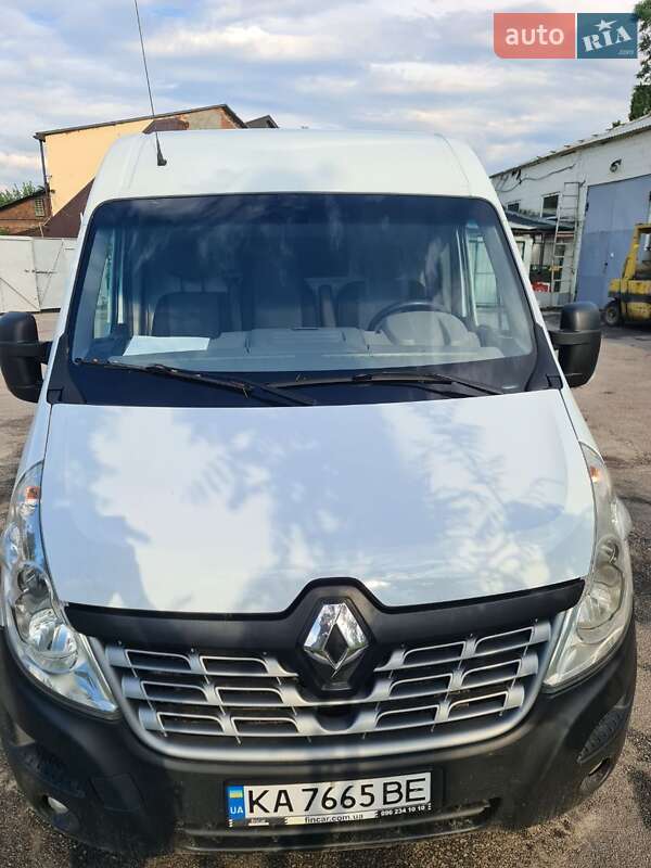 Вантажний фургон Renault Master 2016 в Харкові
