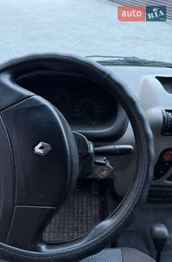 Грузовой фургон Renault Master 2003 в 