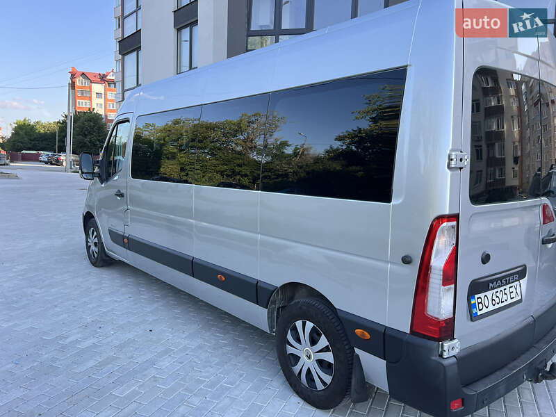 Грузопассажирский фургон Renault Master 2011 в Тернополе