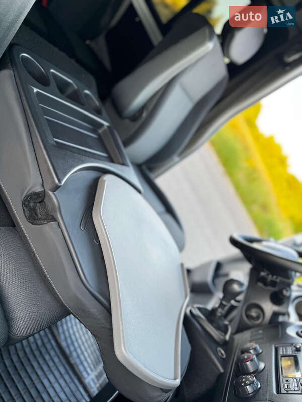 Грузовой фургон Renault Master 2015 в Дрогобыче