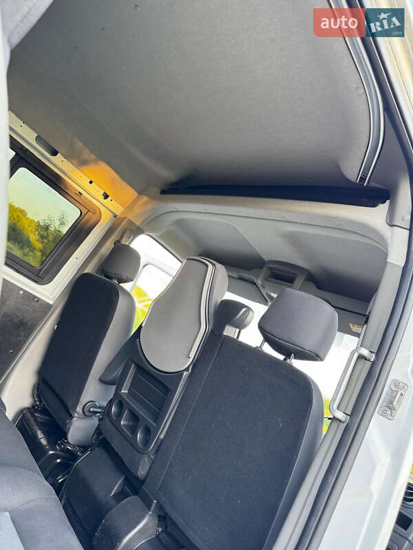 Грузовой фургон Renault Master 2015 в Дрогобыче