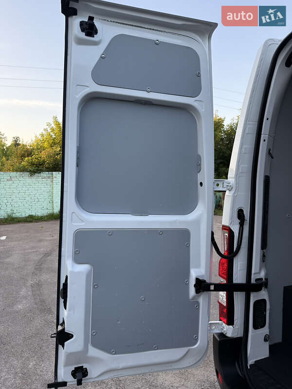 Грузовой фургон Renault Master 2020 в Дубно