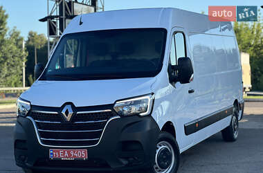 Грузопассажирский фургон Renault Master 2022 в 
