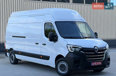 Грузовой фургон Renault Master 2022 в 