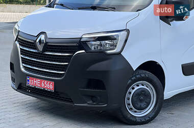 Грузовой фургон Renault Master 2022 в 