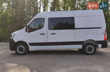 Грузовой фургон Renault Master 2020 в 