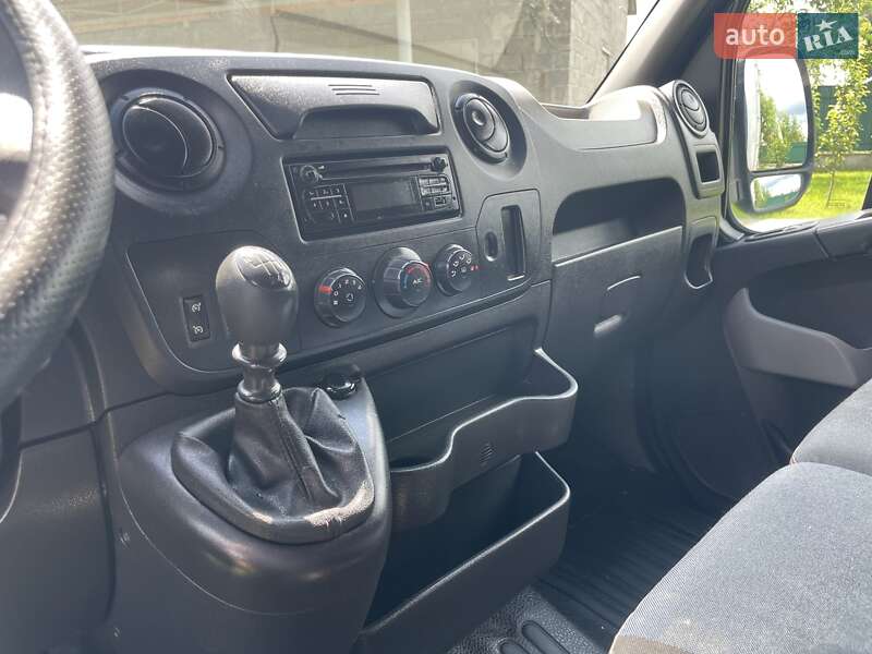 Тентованый Renault Master 2016 в Буске