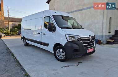 Грузовой фургон Renault Master 2022 в 